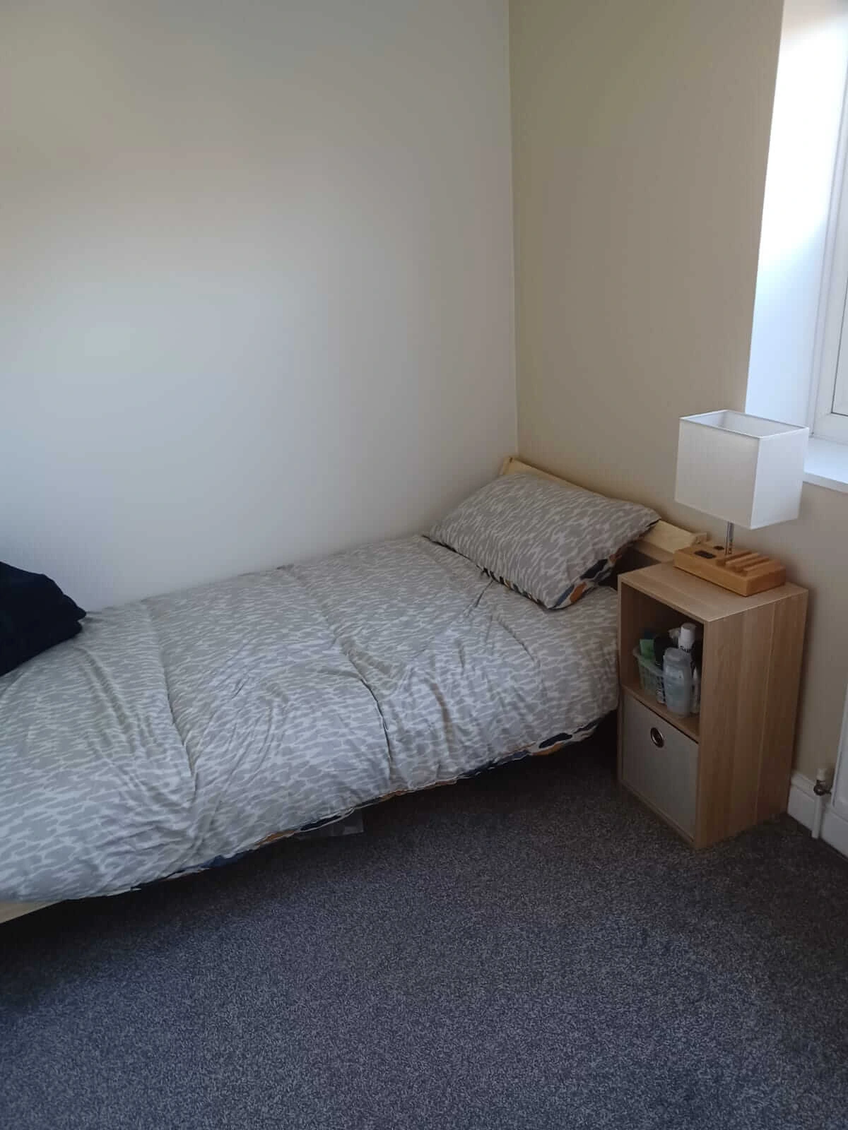 /images/ruby-lodge-bed-4.webp